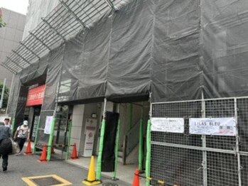 リラクゼーション整体サロン シルキー(SILKY)/補修工事足場が完成しました