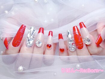 りぼん(Re:Born)の写真/スラっとした美フォルムで、自爪コンプレックス解消★リーズナブルに長さだしができます♪当日予約OK！