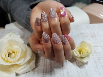 リフレッシュサロン 隠れ家/