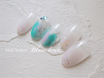 ネイルサロン ブランシュール(Nail Salon Blancheur)/涼しげブルーのニュアンスネイル