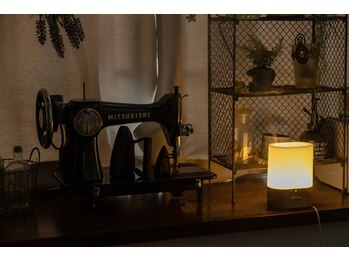 エステル(Esther)/非日常の世界へ