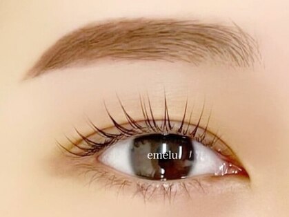 エメル アイラッシュ(emelu eyelash)の写真