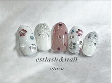 エストラッシュアンドネイル 銀座店(est lash&nail)/ホワイトホロフラワーネイル