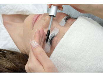 ロゼミューズピュア(ROSE MUSE pure)/☆店内施術風景