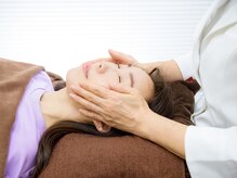 ルクス 千葉(Lux)/優しい手技で小顔に導く