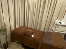トゥジュール イエリック(Toujours ierik)の雰囲気（ゆったりとした個室のお部屋で施術を受けられます）