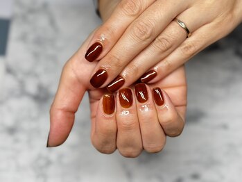 ナチュラリー エレガンス(Naturally ELEGANCE)/ネイル