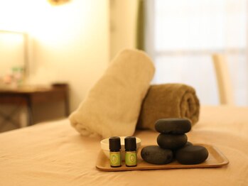 アロマサロン リフレシア(Refrexia)/ホットストーン