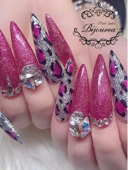 ビジュレア(Bijourea)/