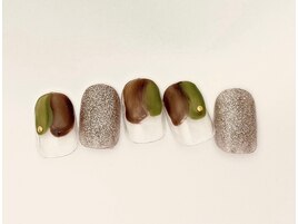 Bコース5200円カジュアルネイル