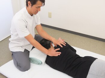 骨盤整体 高田馬場施術室/肩首のコリもお任せください