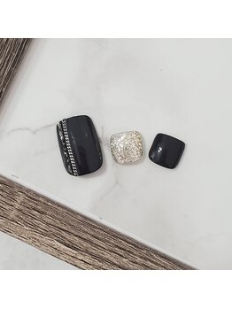 リアン 学芸大学(LiEN)/【FOOT】ブラック × 細チェーン