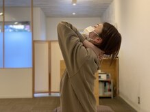 アキハ(AKIHA)/20代女性☆阿賀野市より背部痛で