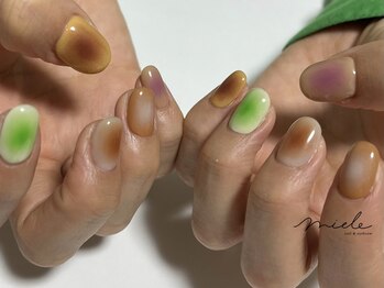 ミエレ(miele)/カラフルグラデニュアンスネイル