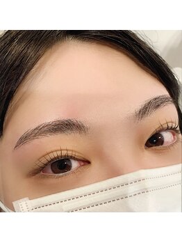 リア プラスマウナ(Li'a +MAUNA)/マツパ&美眉スタイリング