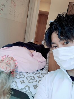 Drハリー 新宿/施術中にパシャリ