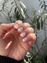 ヌンク(nunc)/白フレンチ