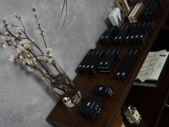 ザ ミー 大宮店(The Me)の写真/大人女子にハマる、テンプレート不使用の完全オーダーメイドアイブロウ。