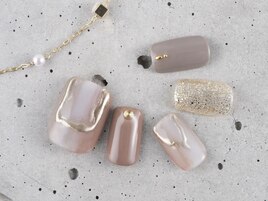 ブラウンミラーフットネイル