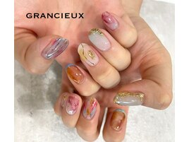 アクセサリーニュアンスネイル