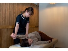 クマの冬眠 南川添店/施術風景