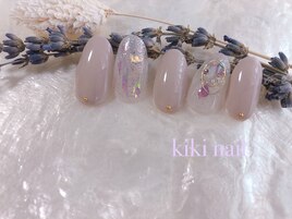 綺麗めシェルネイル