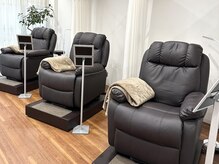 マイサロン 本通り(MY SALON)の雰囲気（スタイリッシュで落ち着いた雰囲気の店内♪パウダーブースあり◎）