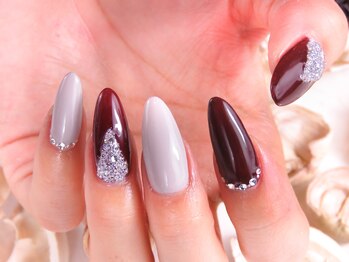 サロン ド ワカ(Salon de WAKA)/