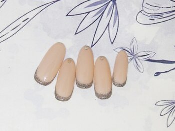 ネイルライフ(NailLife)/逆フレンチネイル