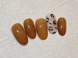 定額8000円