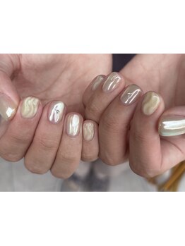 ショートネイルデザインが豊富