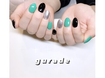 グリーン×ブラック×シルバー