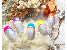 ジュアール(JuAR)/ネオンフレンチネイル