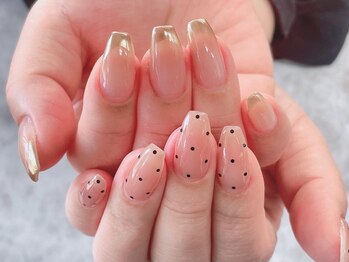 ネイルサロン シェル(Nail Salon SHELL)/ドットミラーフレンチネイル♪