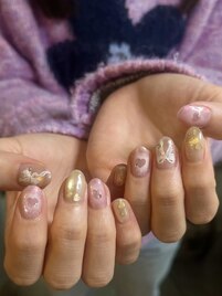 ハートチークネイル