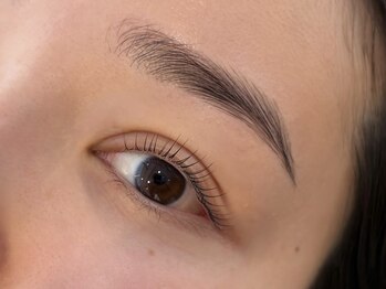 ネストアイ(NEST eye)の写真/【日常に馴染む仕上がりに】まつげパーマでつくる、自然な品のある目元へ。まつげパーマ/マツパ