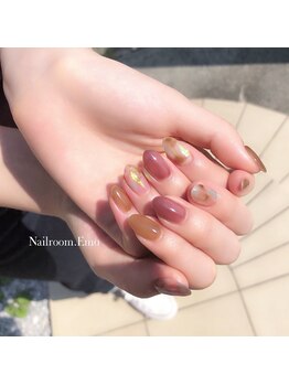 エモ(emo)/ニュアンスネイル