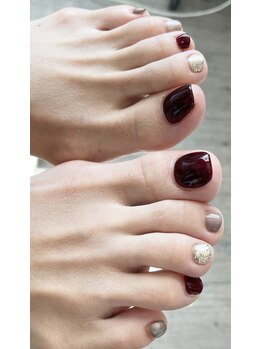 ヘアーアンドネイル ルシア(Hair&Nail Lucia)/秋カラーのフットネイル♪