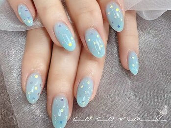 水色ドットネイル