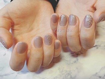 マリアンジュ(MariAnju)/ジェルネイル★ミラーヒョウ柄