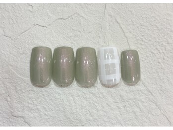 リデル(liddell)/グリーン×チェックネイル