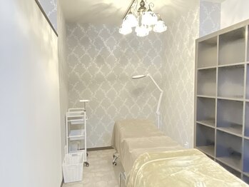 タイズ ヘアーリムーバルアンドアイラッシュ(ties)/ラグジュアリーな個室空間★