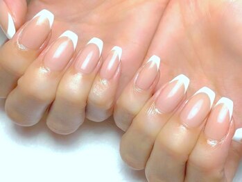 ネイルアンドアイラッシュ ルクソー ホテル日航福岡店(Nail&Eyelash LUXUEUX.)の写真/自爪に優しい!話題の削らないジェル【パラジェル】登録サロン☆ネイルができない方はネイルケアで美爪に!