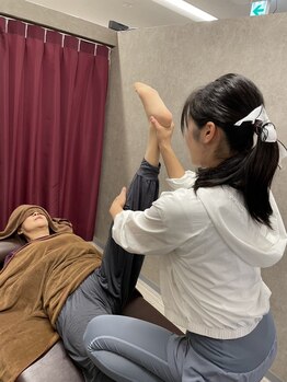全力ストレッチ 鹿児島天文館店の写真/【全力の肩甲骨はがし】ビジネスマン必見★デスクワークの首肩/眼の疲れに◎腕までくまなくほぐします♪