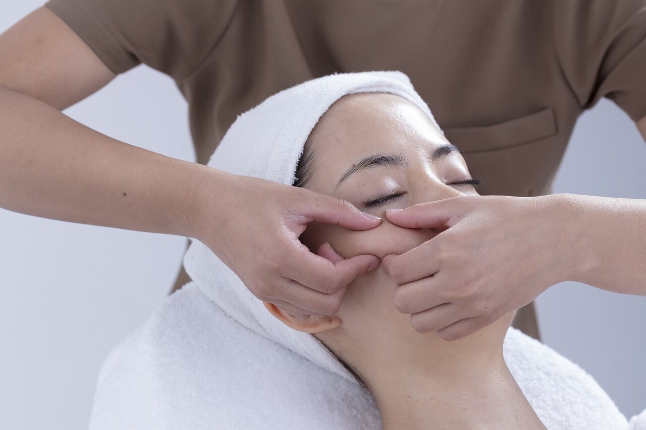 ナリス ビューティサロン 博多マルイ店｜ホットペッパービューティー