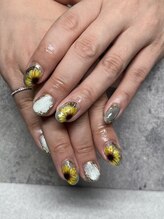 EUB/ひまわりネイル