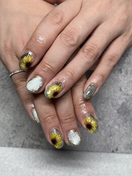 ひまわりネイル