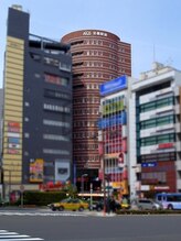 アポセオシス 目黒駅前(apotheosis)/目黒駅徒歩1分/茶色円柱ビル5階