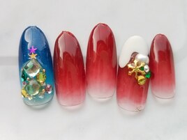 キラキラツリーネイル