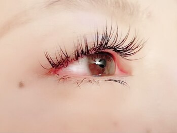 シッポ(Sippo)の写真/初回オフ込<大人気☆高密度ボリュームラッシュで濃密なまつげ>さらにフラットMIXでボリュームUP！